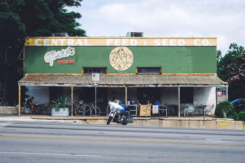 소상공인 지원사업 간판